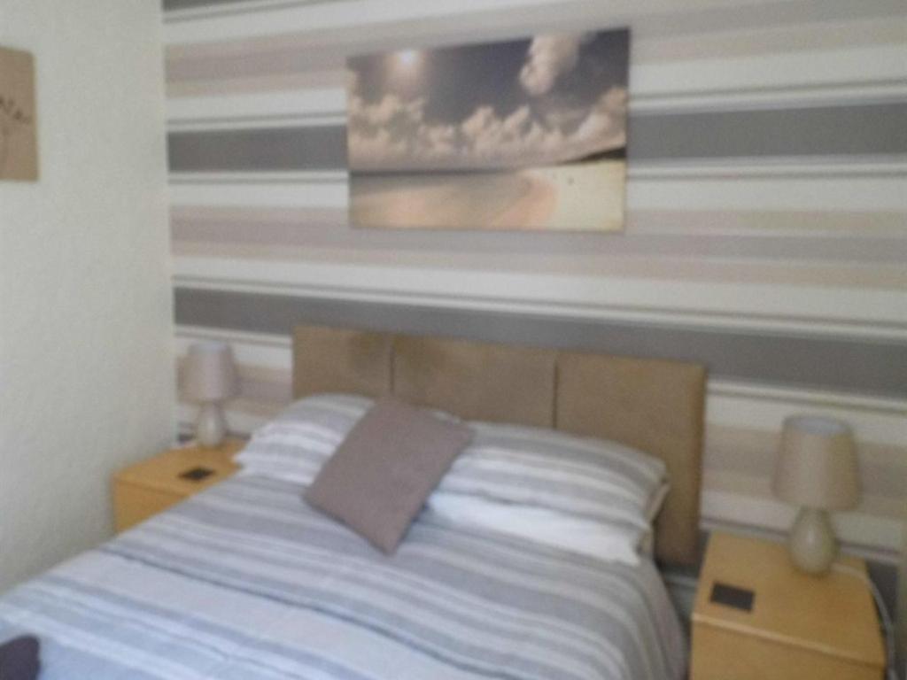 The Pembroke Hotel Blackpool Room photo